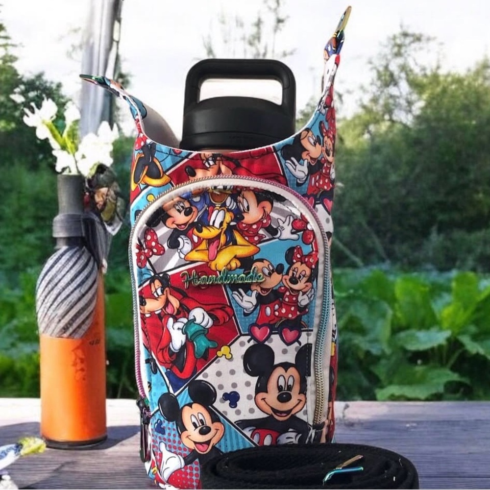 Disney Mickey and Friends Bottle carrier